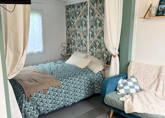 Le Petit * Coulouvray-Boisbenâtre