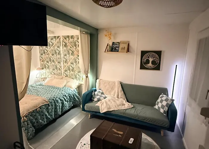 Vakantiehuis Le Petit Coulouvray-Boisbenâtre